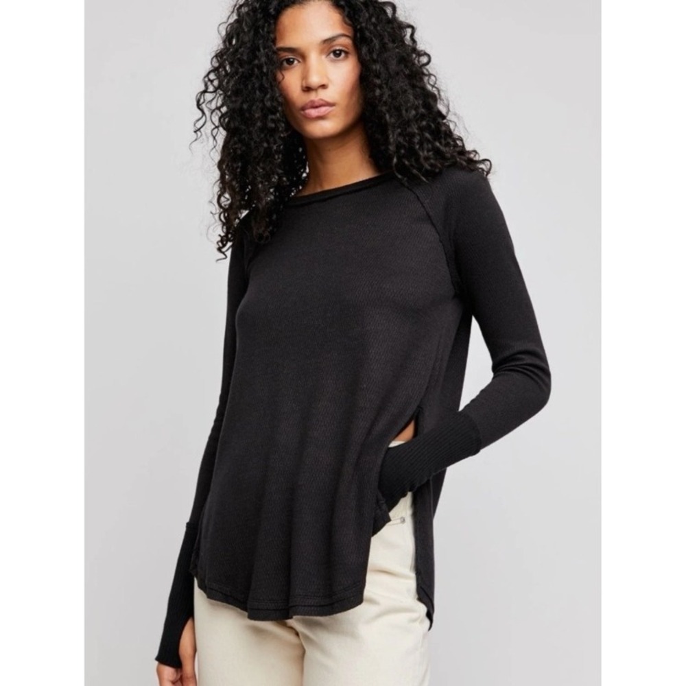 Free People We The Free Snowy Thermal Tunic Top Small‎ Black Thumbhole Waffle
